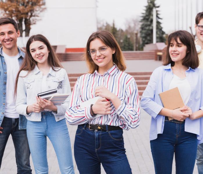 Студенты