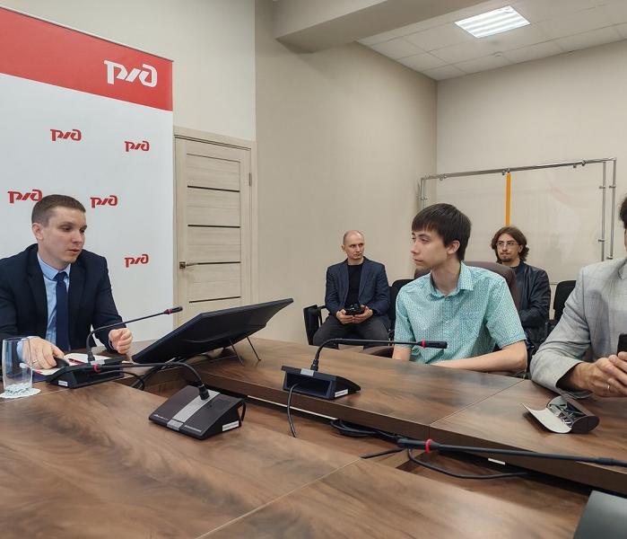 студенты