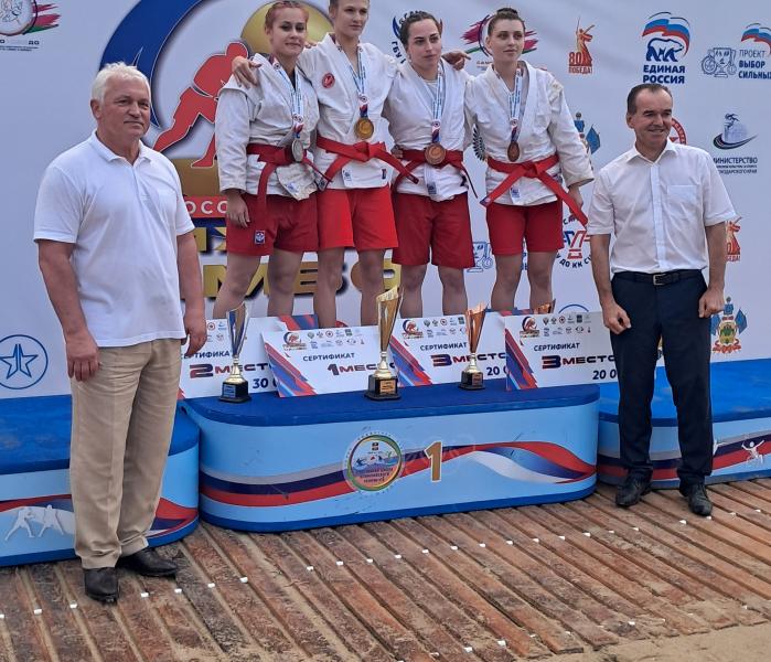 спорт