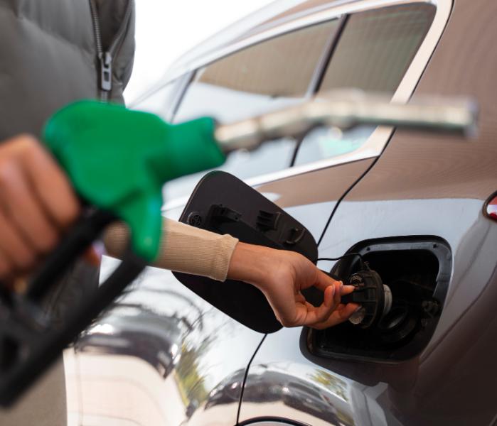 Бензин Заправка