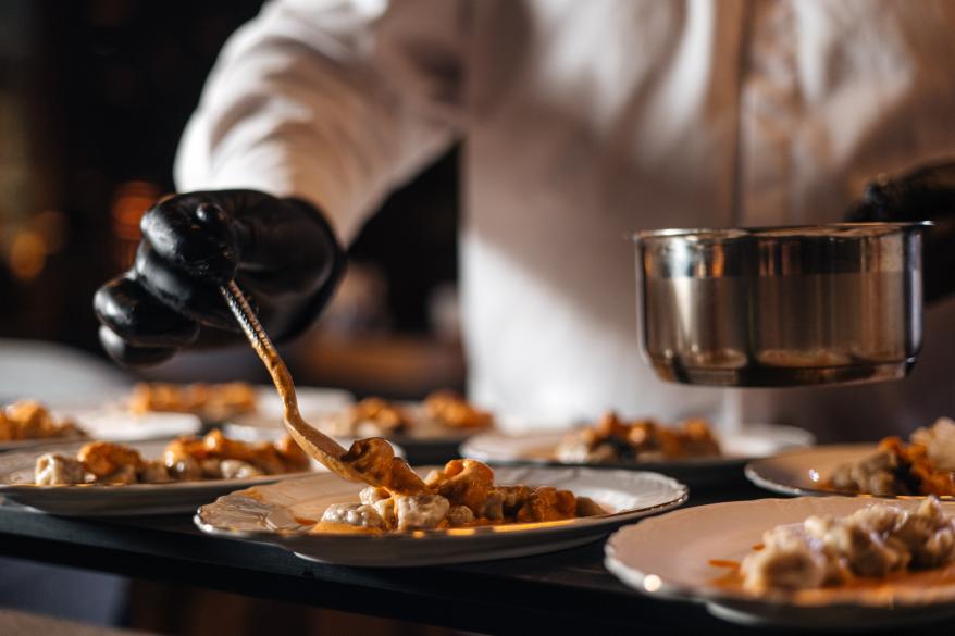 еда черная река